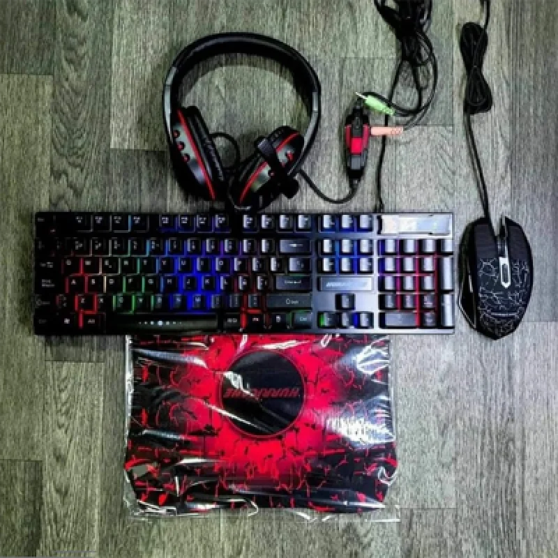 Combo Gamer 4 en 1 Hurricane | Teclado Mecánico Mouse Gamer Audífono con Micrófono y Mousepad